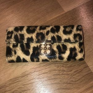 Charming Charlie Cheetah Wallet